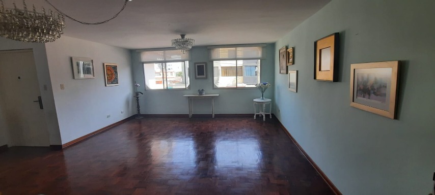 Venta de departamento en Santiago de surco, Lima